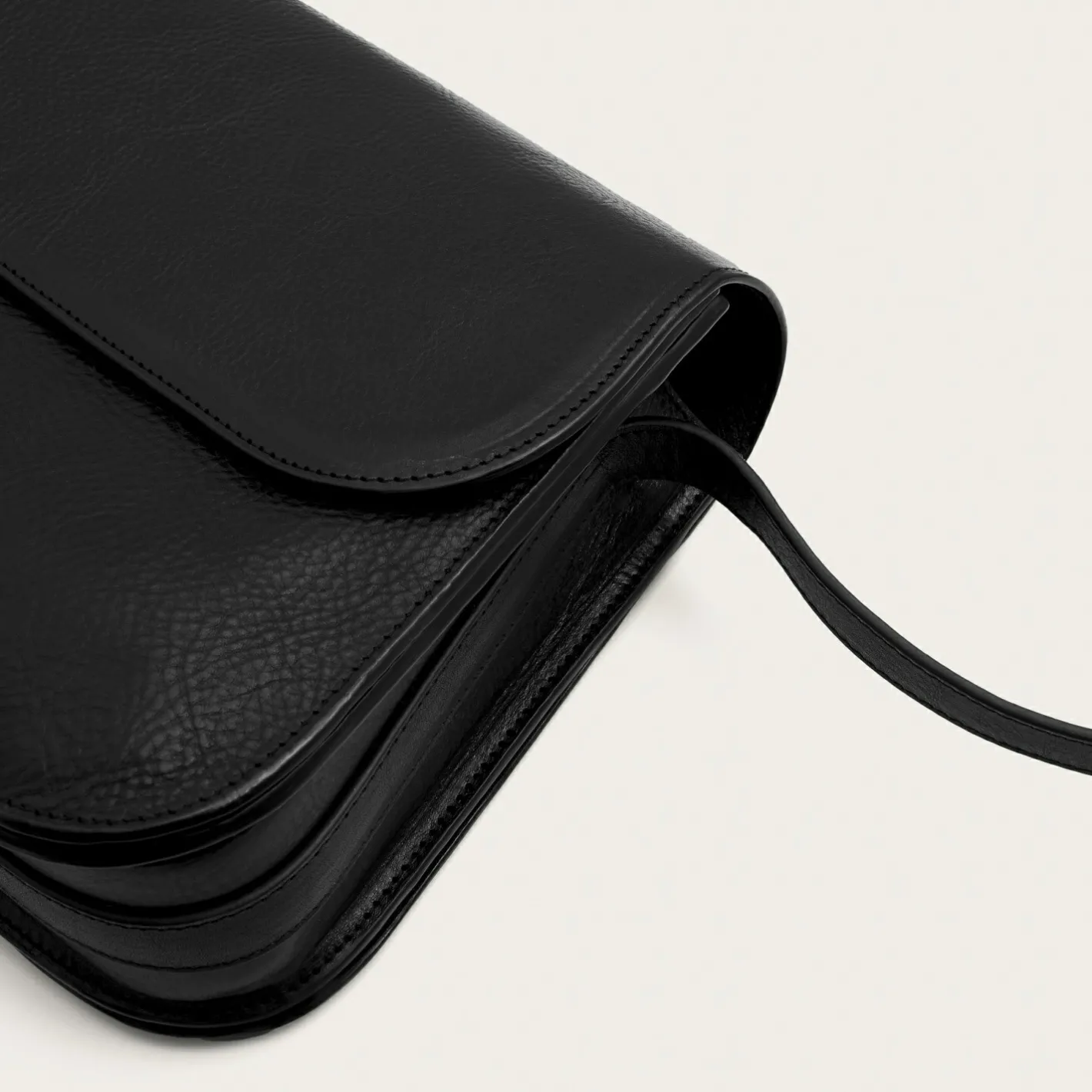 Balagan Doar Torebka M, Czarny- Listonoszki